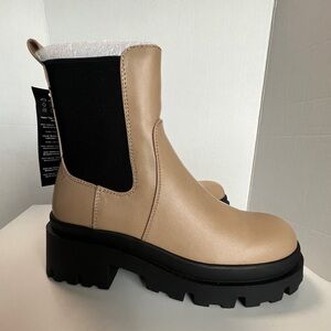 NIB - Only, Women's Doja Chunky Chelsea Boots - Beige. Size: 36 (EU)